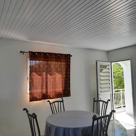 Chez Lilise 2 Lägenhet Sainte-Anne Exteriör bild